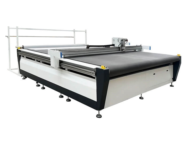 Roller & Zebra Blinds Curtain Fabric CNC Cutting Machine