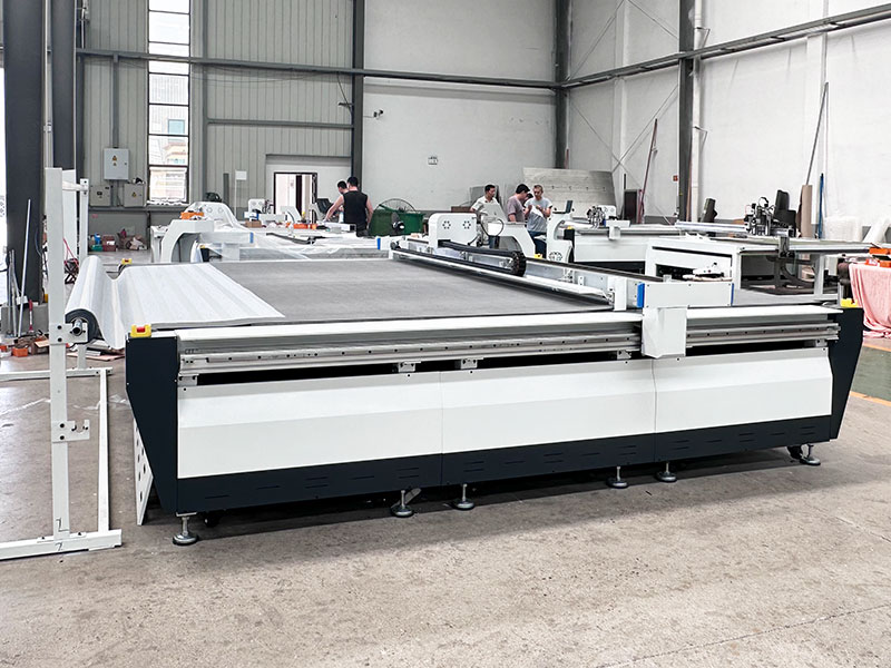 Автомат хувцас даавуу CNC хайчлах машин