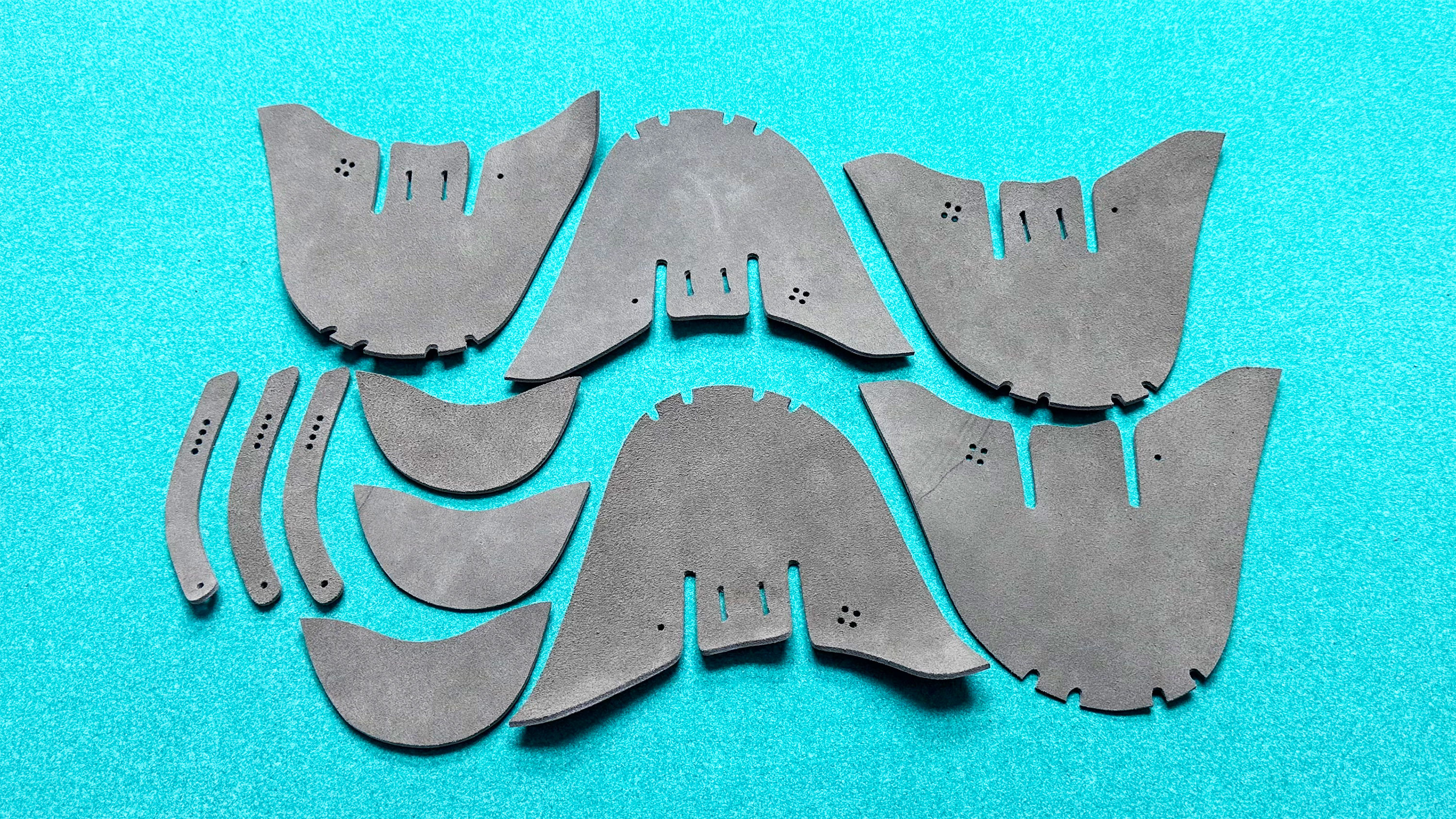 เครื่องตัด CNC หนังอุตสาหกรรมรองเท้า