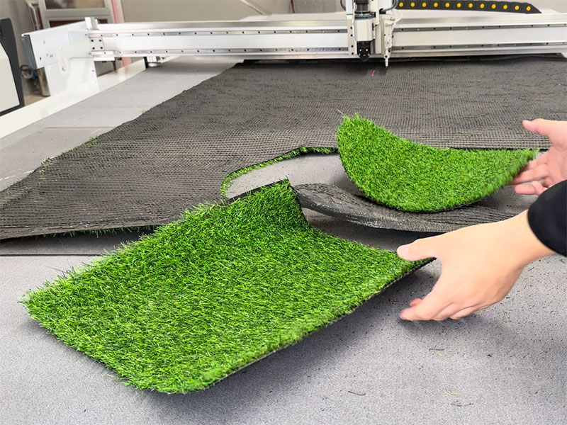 Mesin Pemotong Permaidani Turf Tiruan 