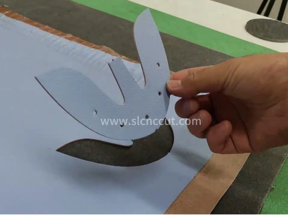 Come scegliere la migliore macchina per il taglio della pelle analizzando vantaggi e applicazioni: una guida completa all'acquisto